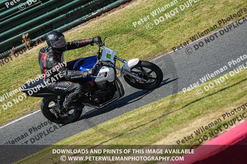 enduro digital images;event digital images;eventdigitalimages;mallory park;mallory park photographs;mallory park trackday;mallory park trackday photographs;no limits trackdays;peter wileman photography;racing digital images;trackday digital images;trackday photos